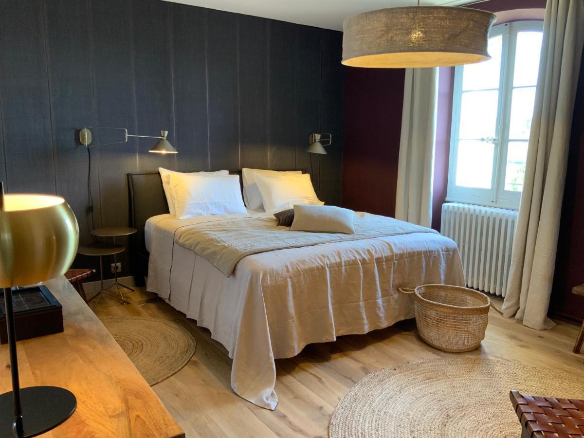 Bed and Breakfast La Bastide Des Grands Chenes Lambesc Habitación foto